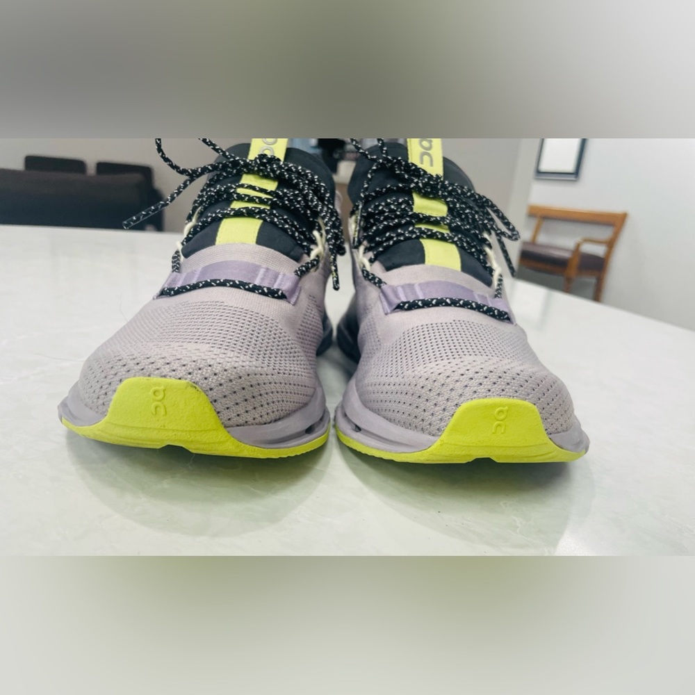 On Running Cloudnova Pearl/Zest size 8.5 On Cloud - Picture 8 of 14